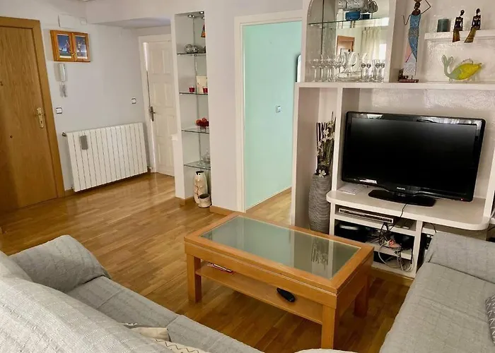 Acogedor Y Centrico En - Wifi 아파트 *